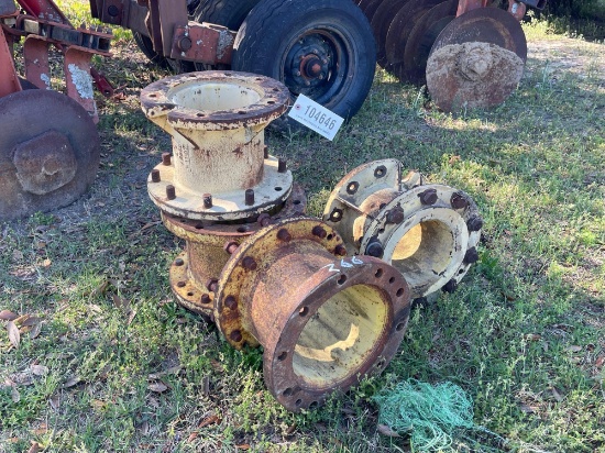 266 - ABSOLUTE - 4 JOHN DEERE WHEEL SPACERS