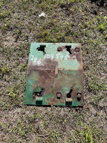 286 - ABSOLUTE - JD FRONT TRACTOR WEIGHT BRACKET