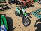 180 - RAZOR DIRT ROCKET XMOTOS DIRT BIKE