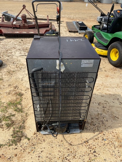 2441 - MINI FRIDGE