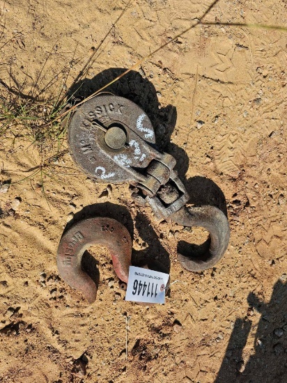 2835 - BLOCK N TACKLE, HOOK