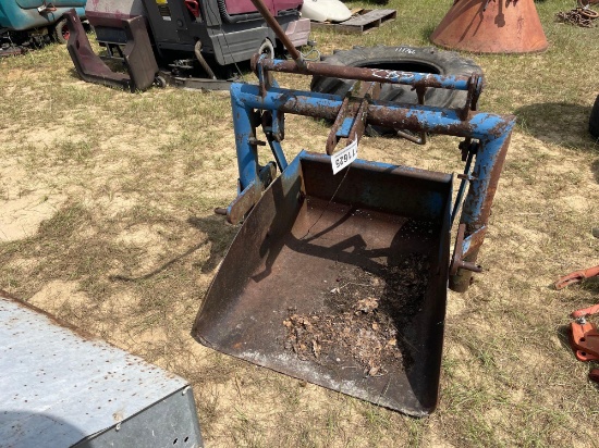 2859 - FORD 24" DIRT SCOOP