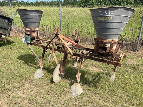 2870 - 2-ROW COLE PLANTER