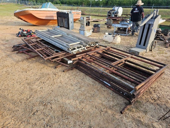 2945 - APPROX 8 SETS OF SCAFFOLDING