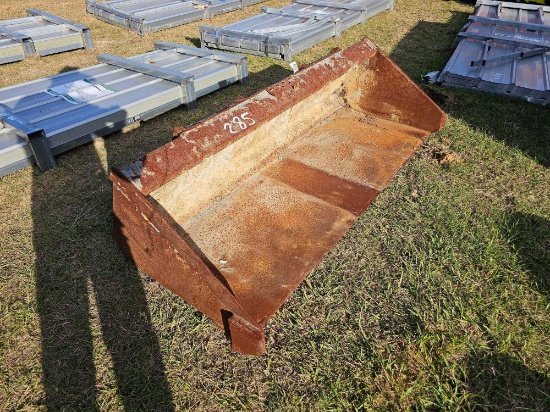 285 - 6' SKID STEER BUCKET