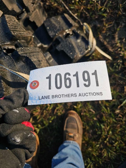 533 - PAIR OF RUBBER TRACK