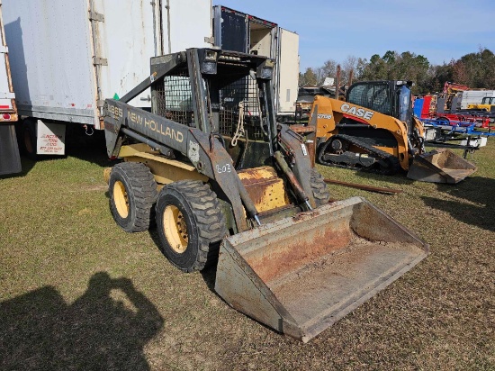 803 - NEW HOLLAND LX865 WHEELED SKID STEER