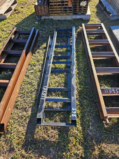 865 - PAIR OF 6' TRAILER RAMPS