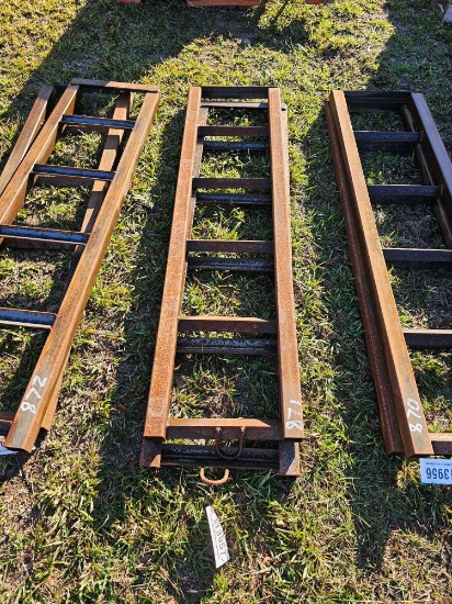 871 - PAIR OF 5' TRAILER RAMPS