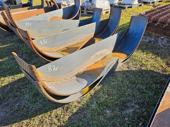 880 - 2 - PLATE STEEL DUAL AXLE FENDERS