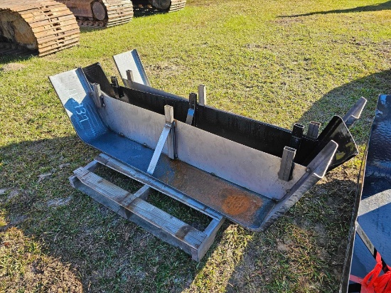 888 - 2 - PLATE STEEL DUAL AXLE FENDERS