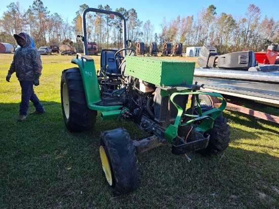 957 - JOHN DEERE 4500 4WD TRACTOR
