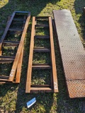 868 - PAIR OF 5' TRAILER RAMPS