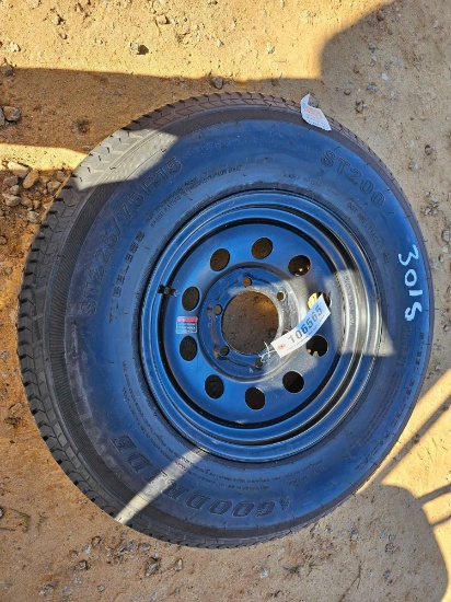 3015 - ABSOLUTE - 1 - ST225/75 R15 TIRE