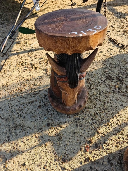3130 - ABSOLUTE - HORSE HEAD STOOL