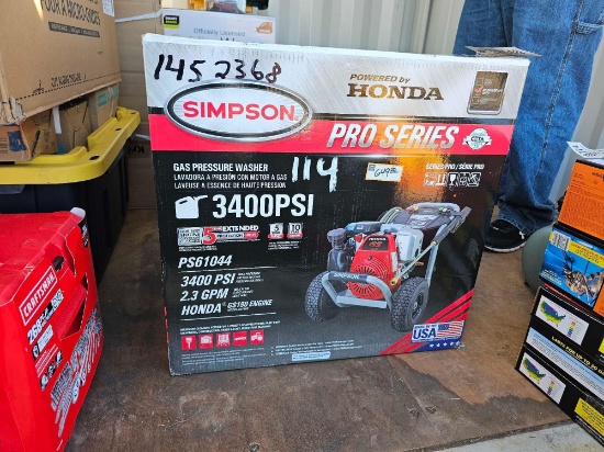 114 - SIMPSON 3400 PSI PRESSURE WASHER