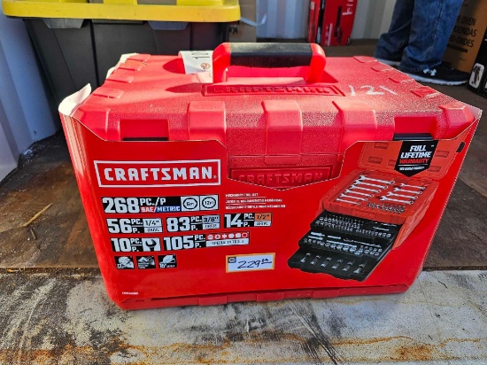 121 - ABSOLUTE - CRAFTSMAN TOOLBOX & 268 TOOLS