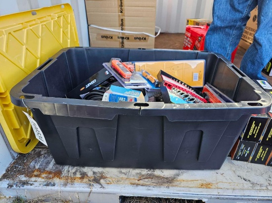 123 - BOX OF MISC TOOLS