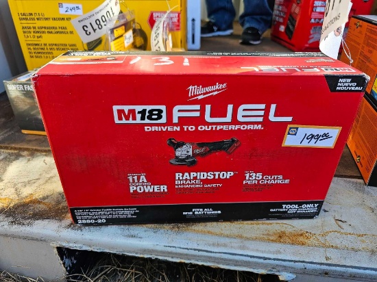 131 - ABSOLUTE - MILWAUKEE M18 SIDE GRINDER