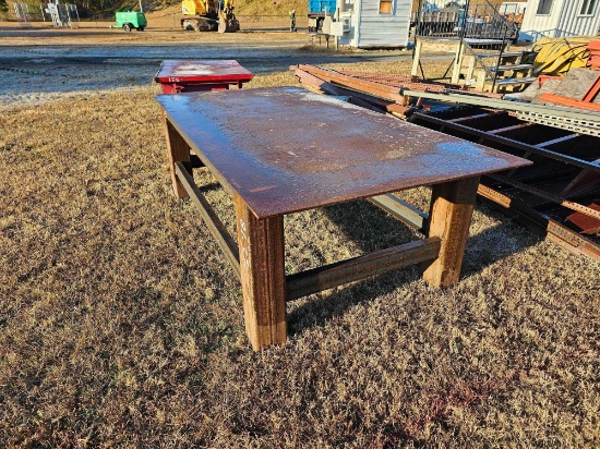 150 - ABSOLUTE - STEEL WORK TABLE