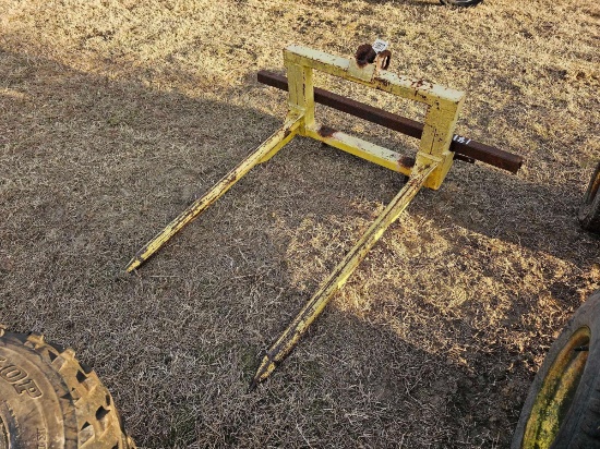 181 - 3PT HITCH HAY SPEAR