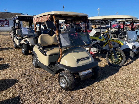 390 - 2011 CLUB CAR 48V GOLF CART