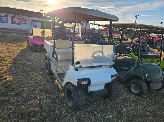 394 - CLUB CAR CARRY-ALL GAS GOLF CART