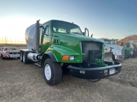 481 - 1999 STERLING TRUCK