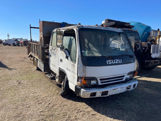 533 - 2002 ISUZU NPR HD CREW CAB TRUCK