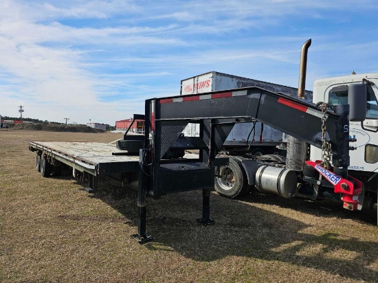 539 - TEXAS PRIDE GOOSENECK TRAILER