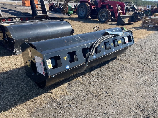 662 - AGROTK SKID STEER 72" VIBRATORY ROLLER