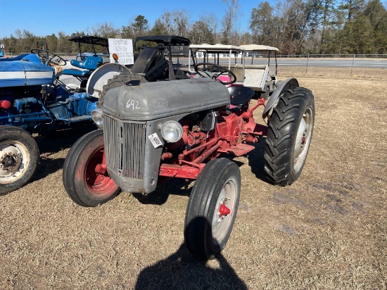692 - 1952 FORD 8N