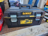 109 - ABSOLUTE - DEWALT TOOLBOX & TOOLS