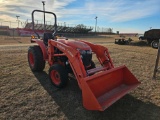 423 - KUBOTA L3301 HST MFWD LA525 LOADER
