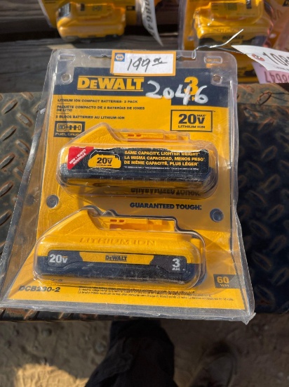 2046 - 2 - DEWALT 20V BATTERY 2-3 AMP