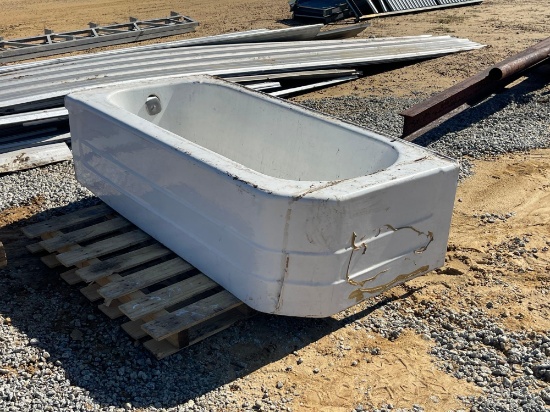 2372 - CAST IRON TUB