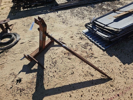 2454 - A&B 3PT HITCH HAY SPEAR