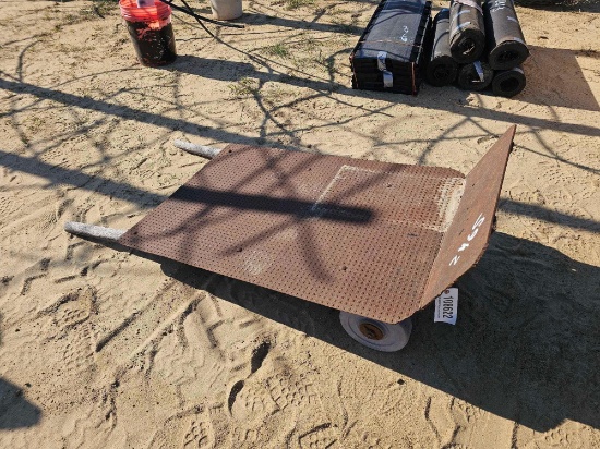 2465 - TABACCO SLED CART