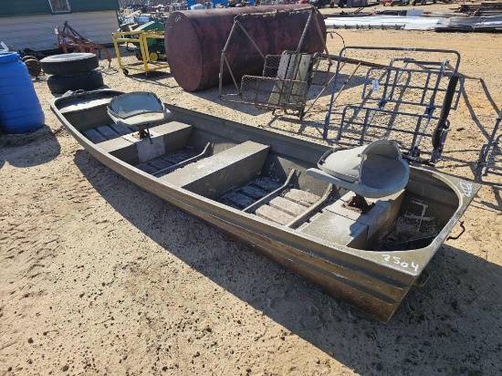 2504 - 14' ALUM BOAT
