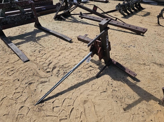 2547 - 3 PT HITCH HAY SPEAR