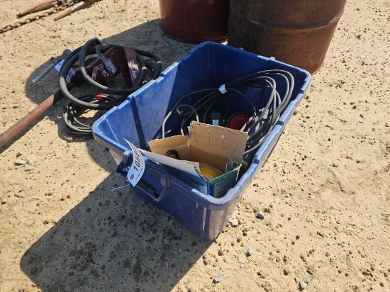 2559 - MAGNET LIGHTS, ELECTRIC DOG FENCE & MISC