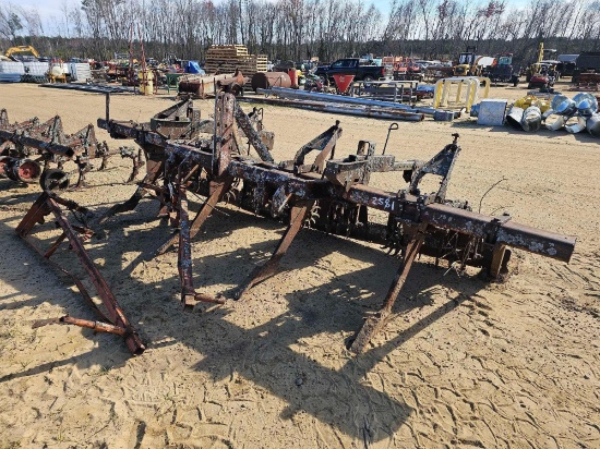 2581 - KMC 4 ROW RIPPER/SPIDER