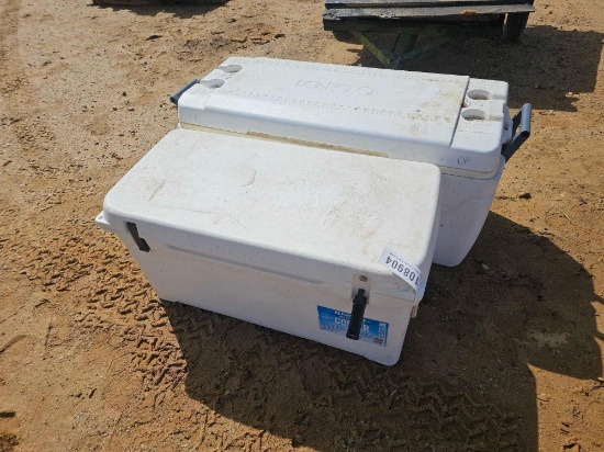 2695 - 1 - IGLOO & 1 - ENGLOW COOLER