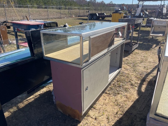2759 - DISPLAY CASE 20" X 57"