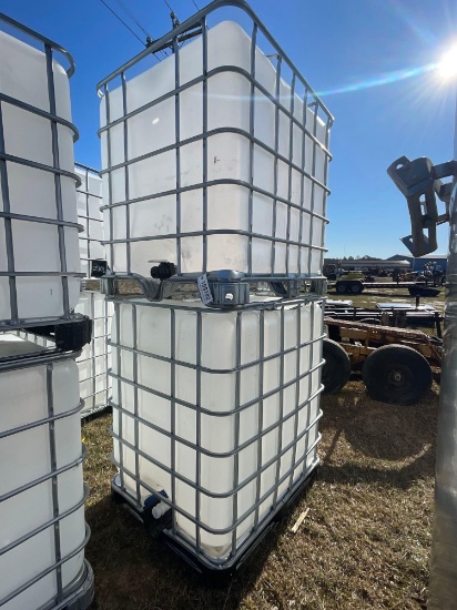 2771 - 1 250 GAL &1 300 GAL PLASTIC CONTAINERS