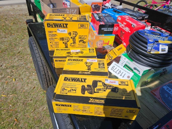 2148 - DEWALT 12 VOLT 2-TOOL COMBO KIT