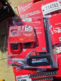 2165 - MILWAUKEE 8 AMP BATTERY AND RAPID CAHRGER
