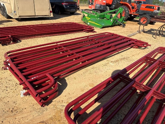 257 - ABSOLUTE - 5 PC. NEW TARTER CORRALL PANELS