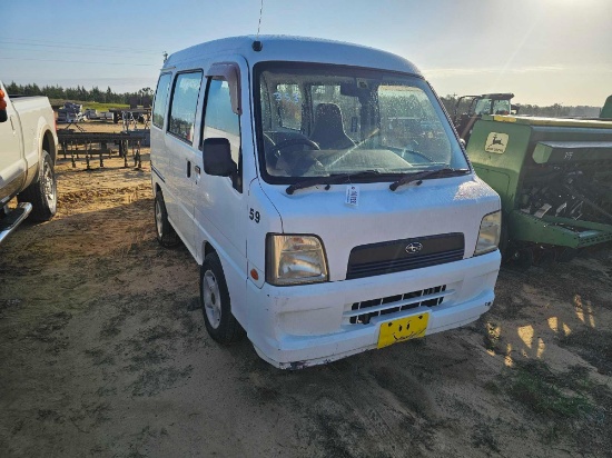 353 - 2004 SUBARU SAMBAR VAN *