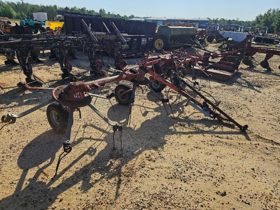 421 - MORRA 4 - WHEEL TEDDER